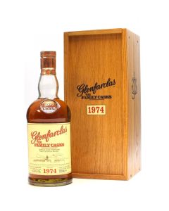 Glenfarclas Family Casks 1974 Single Malt Whisky Wooden Gift Box 700mL