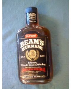 Beam's Sour Mash Black Label 200ml